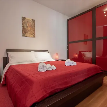 The House Of Joy - Luminoso - Clima - Balcone ترييستي
