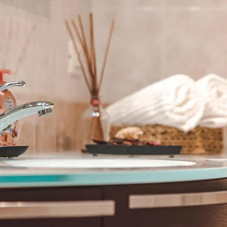 The House Of Joy - Luminoso - Clima - Balcone Apartamento